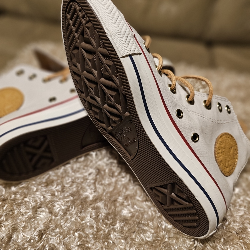 Converse - Picture 4 of 4